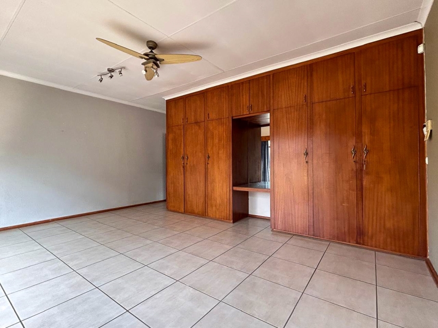4 Bedroom Property for Sale in Parys Free State
